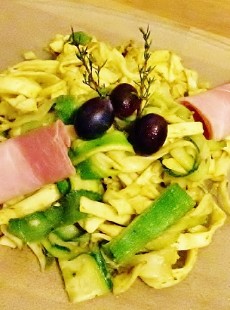 duo-tagliatelles-poelees-jambon-recette-dietetique-light-leger-041113323